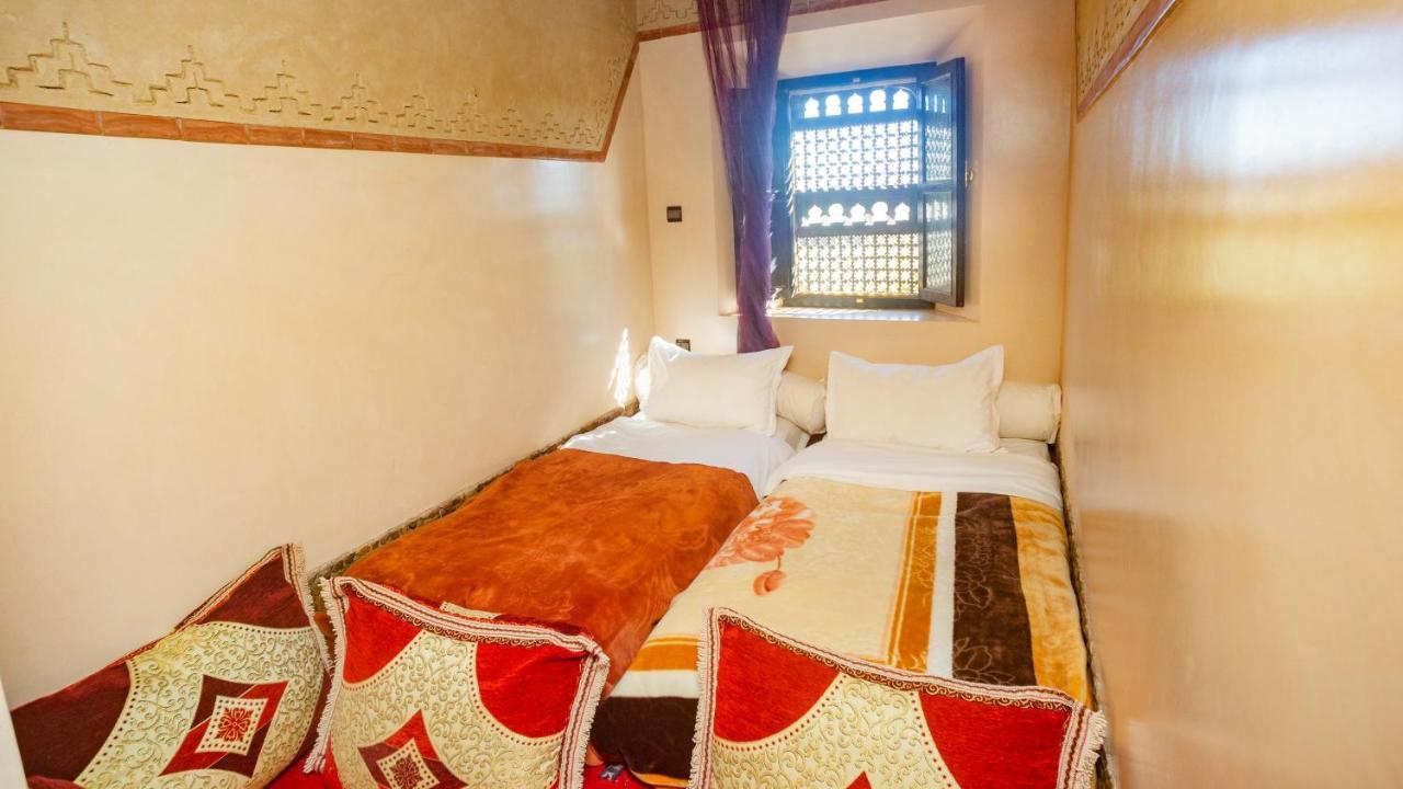 Ecolodge L'Ile De Ouarzazate Tarmigt Bagian luar foto